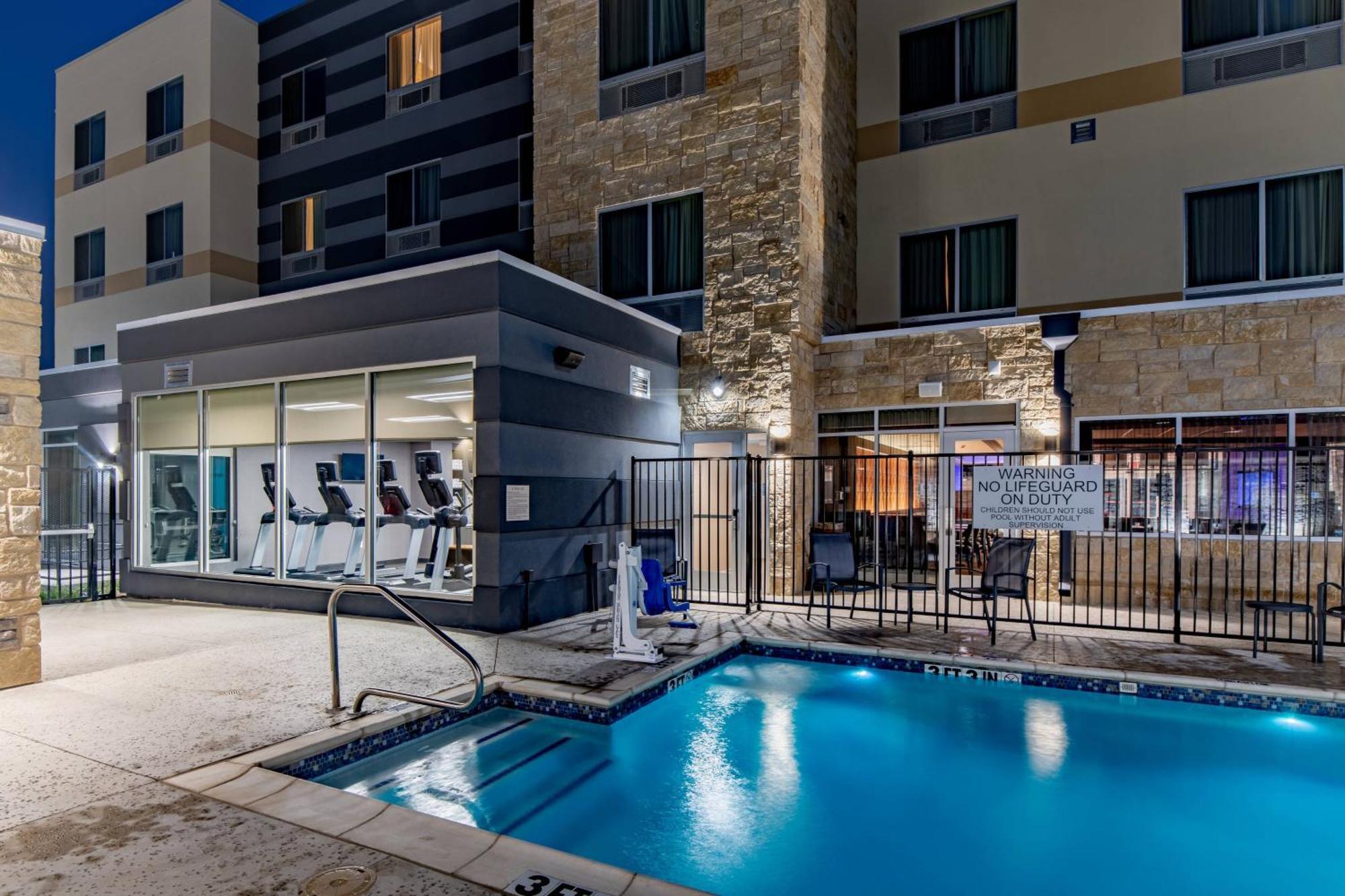 Fairfield Inn & Suites By Marriott Terrell Eksteriør billede